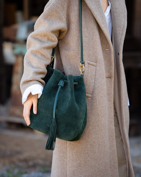 Borsa maxi tote in pelle scamosciata · Écru · Capo Esterno Pelle | Massimo Dutti Borsa maxi tote in pelle scamosciata · Écru · Capo Esterno Pelle | Massimo Dutti
